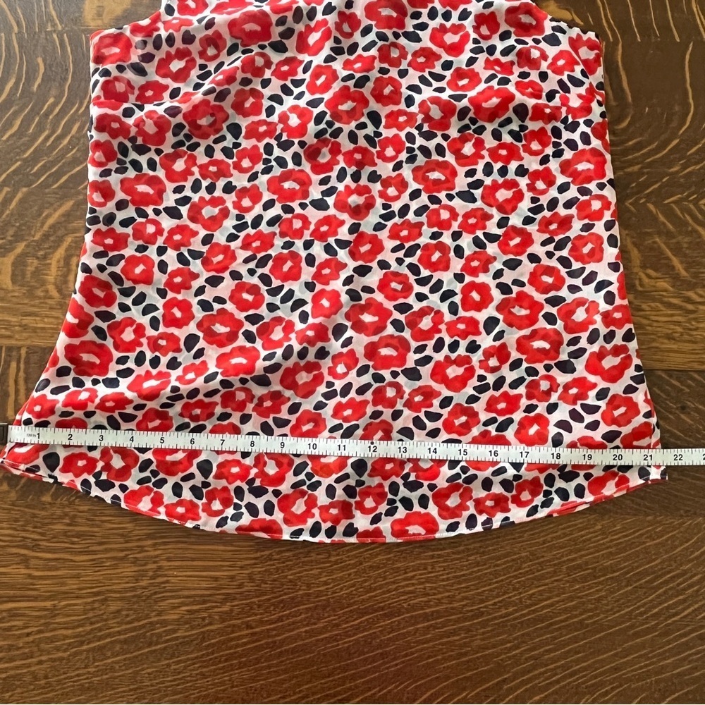 CAbi Red and White Floral Sleeveless Blouse - Picture 9 of 9